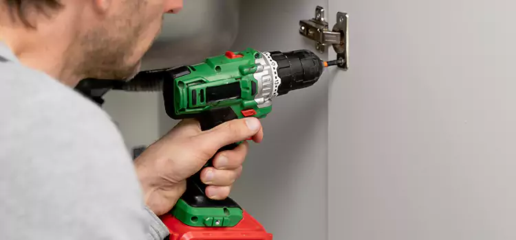 Commercial Door Hinge Repair Lenexa